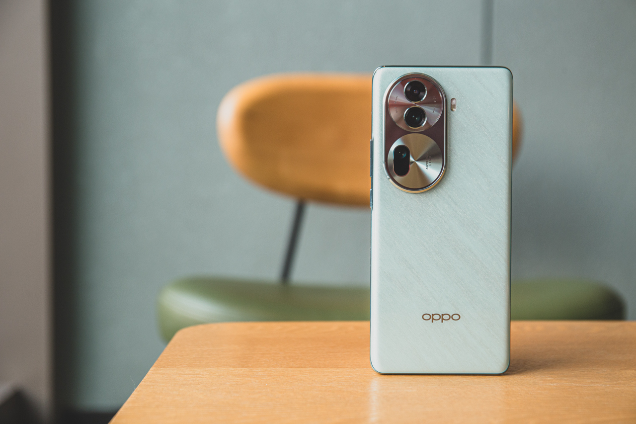 OPPO Reno11 